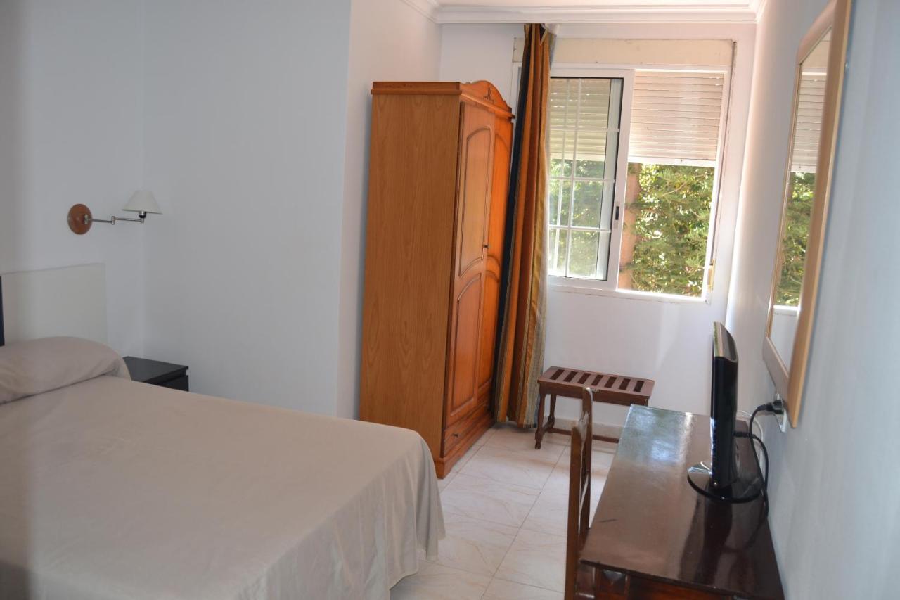 Hotel Miramar La Línea de la Concepción Esterno foto